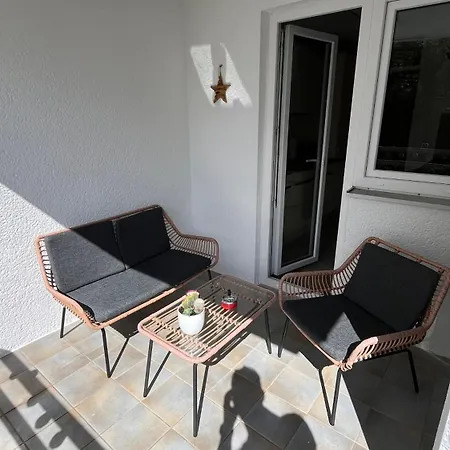 Cozy Sunny In شقة *